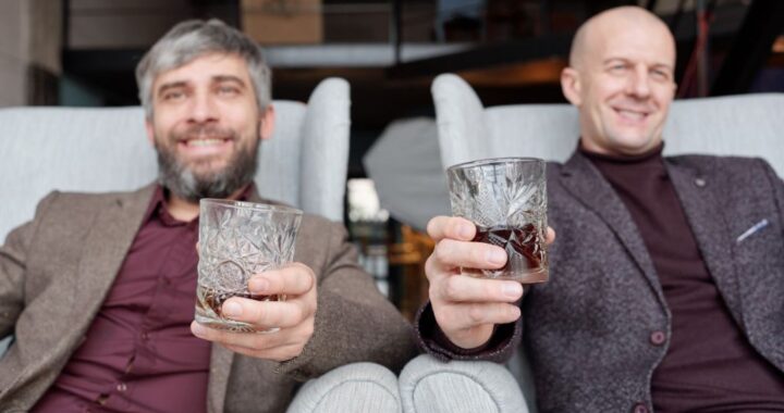 Biznesowe spotkanie z drinkiem